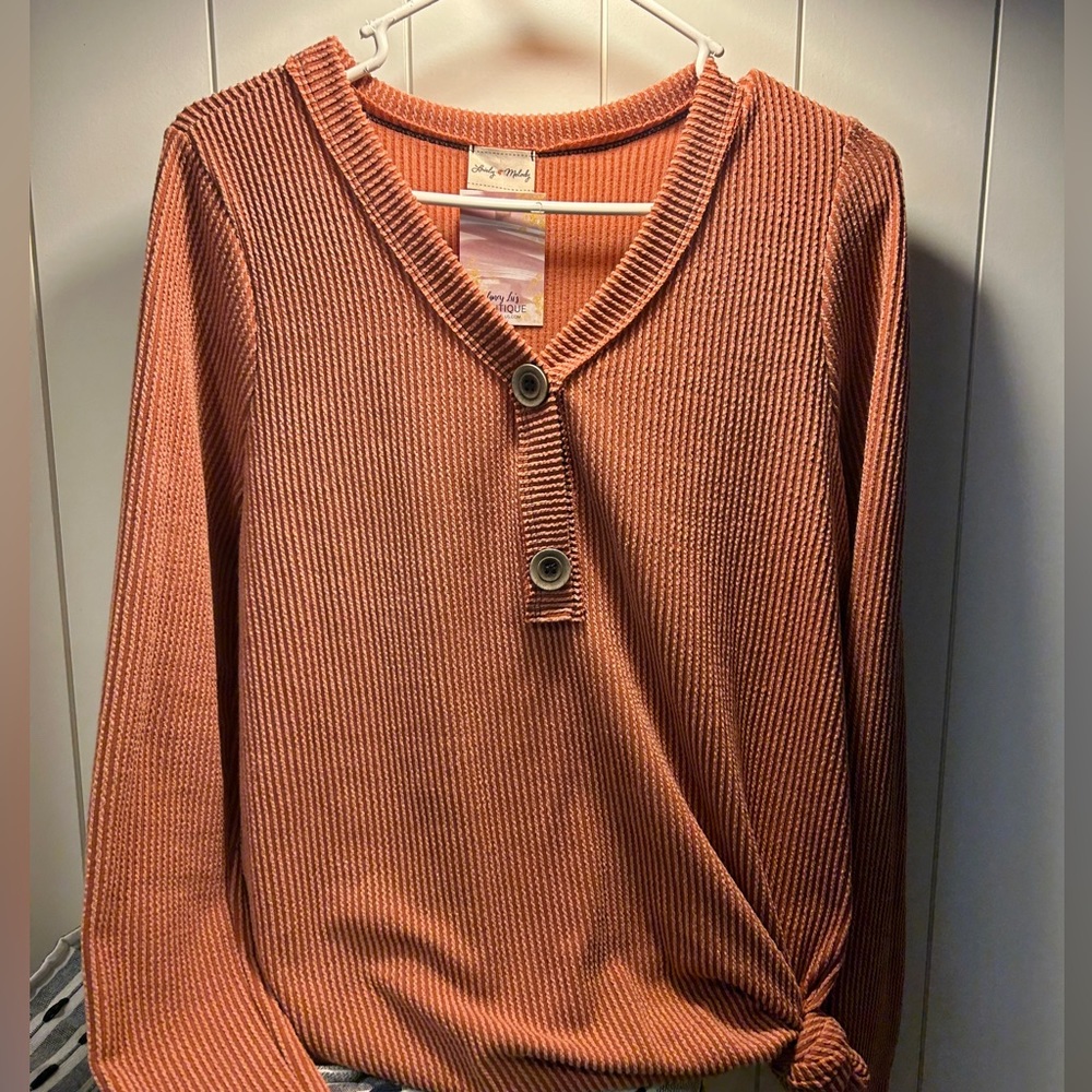 Rust Ribbed Boutique Top - Picture 2 of 4